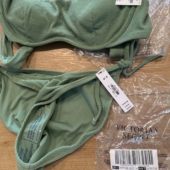 VS PINK Bikini - Picture 5 of 5